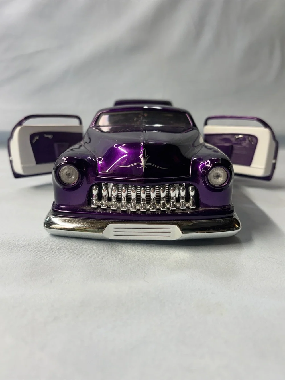 Purple Classic Car Model - Jada toys